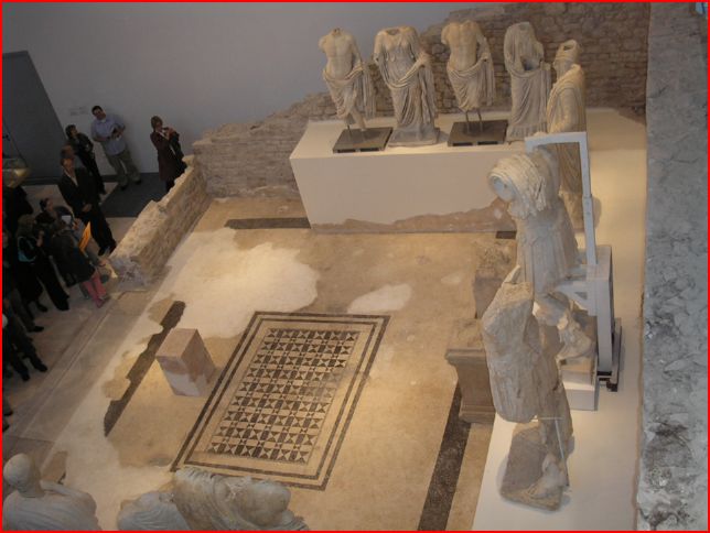 Unutrasnjost muzeja2